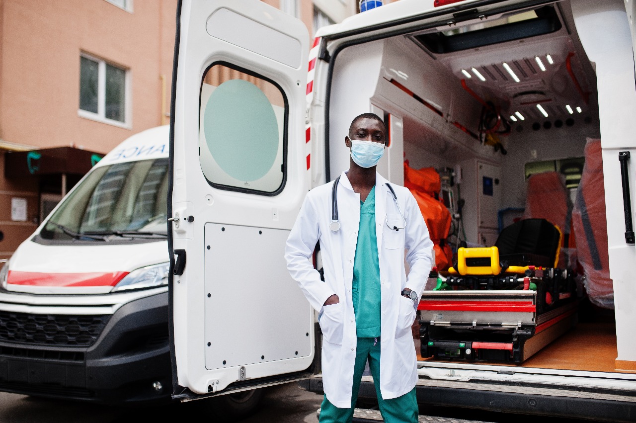 Ambulance Privée vs. Ambulance Publique à Salé : Quand Choisir Quoi ?